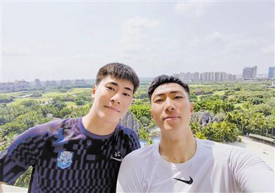 五月天校园春色